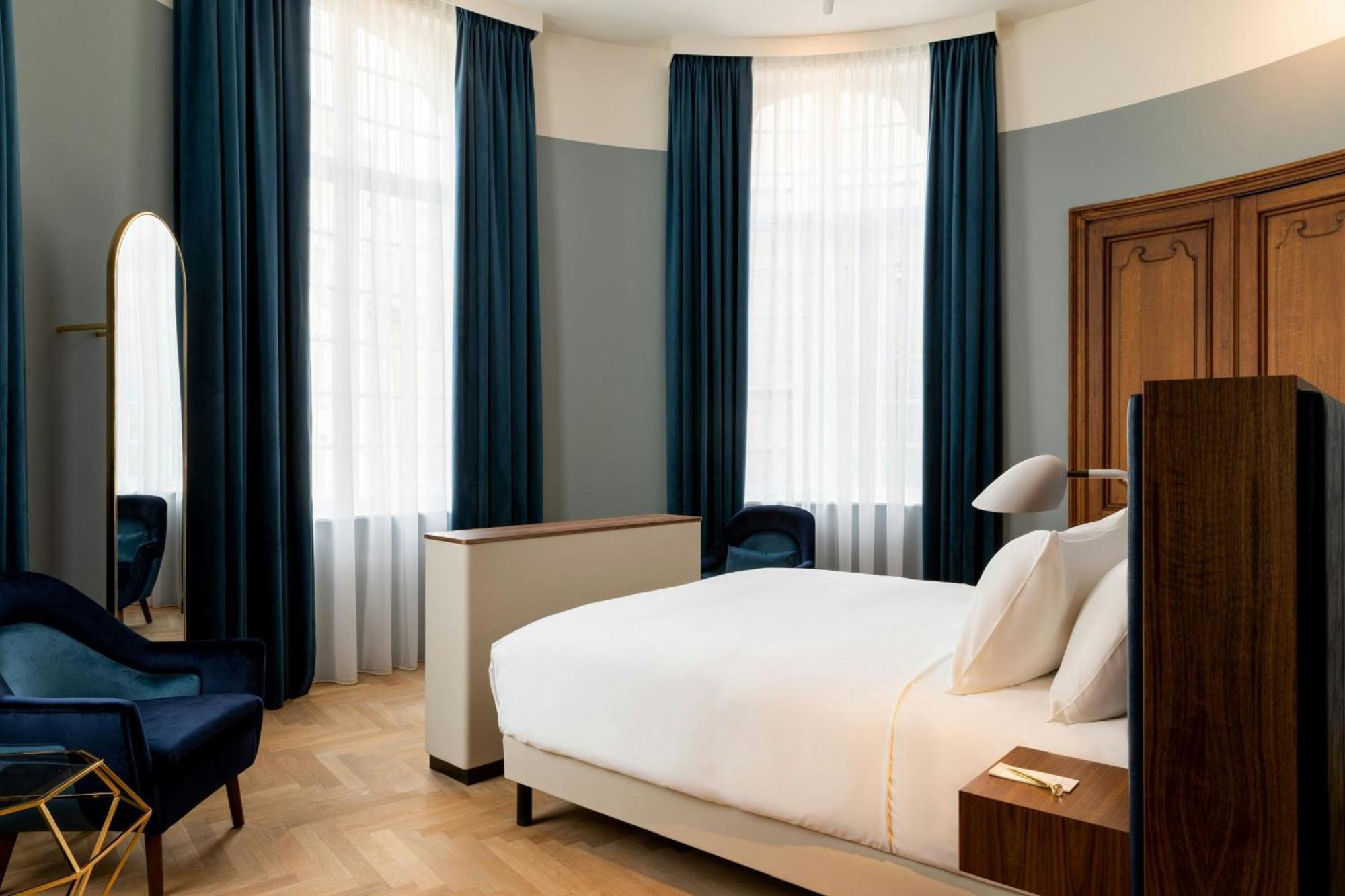 Sapphire House Antwerp, Autograph Collection By Marriott Hotell Exteriör bild A bedroom at the hotel