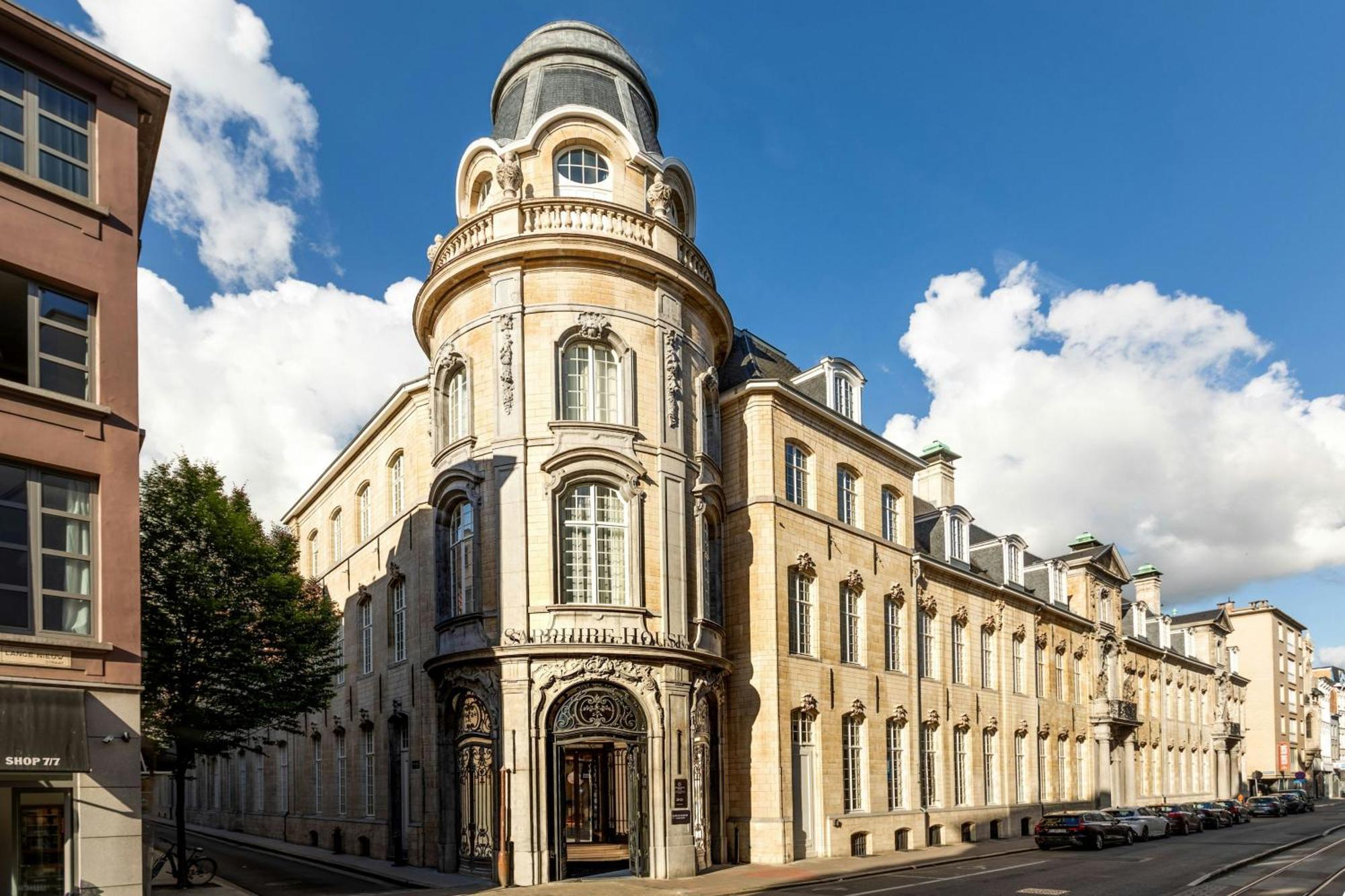 Sapphire House Antwerp, Autograph Collection By Marriott Hotell Exteriör bild The former headquarters of the Institut de France, at 103 rue de Rivoli, Paris 1st arrondissement