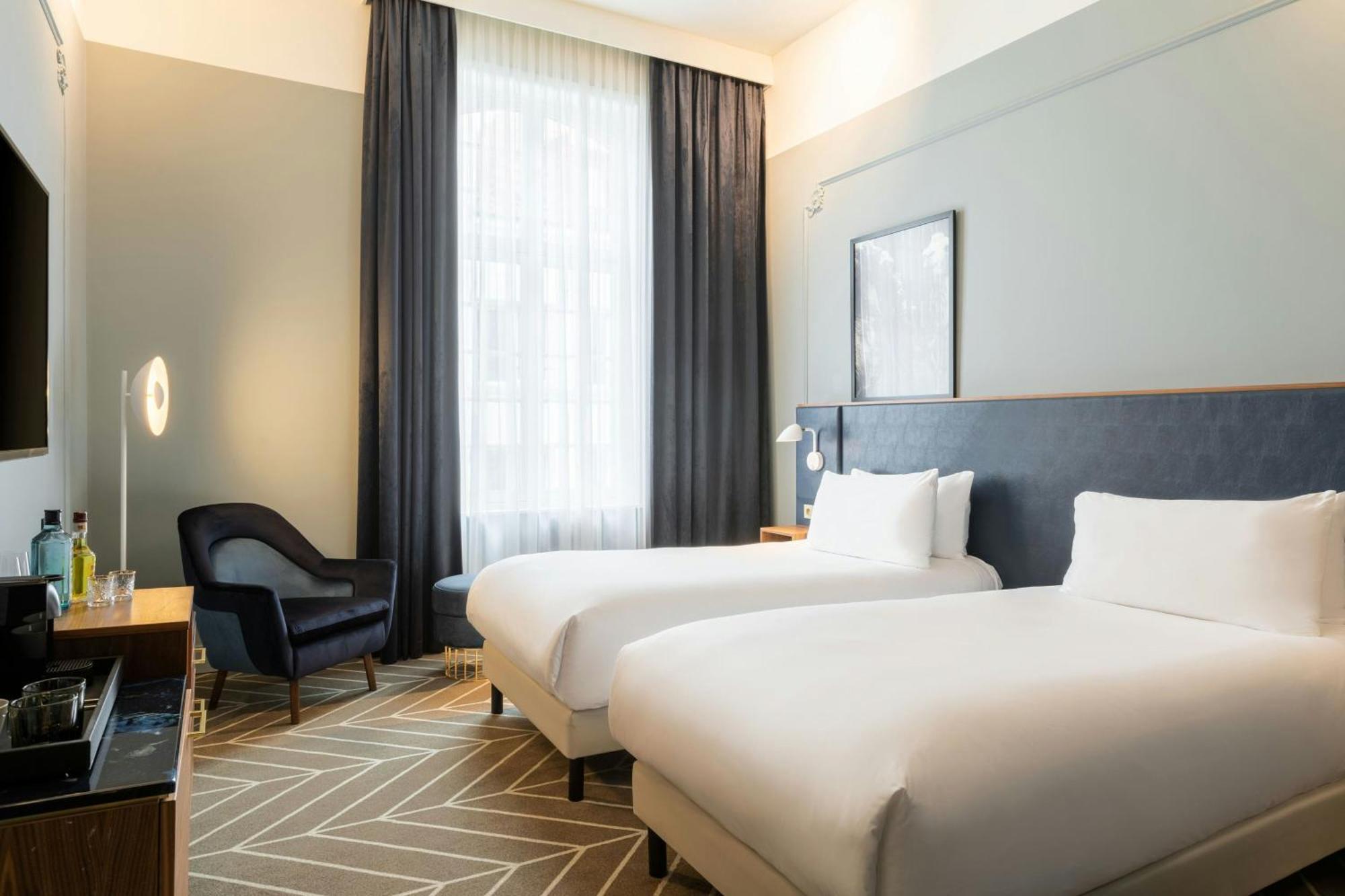 Sapphire House Antwerp, Autograph Collection By Marriott Hotell Exteriör bild A room at the hotel